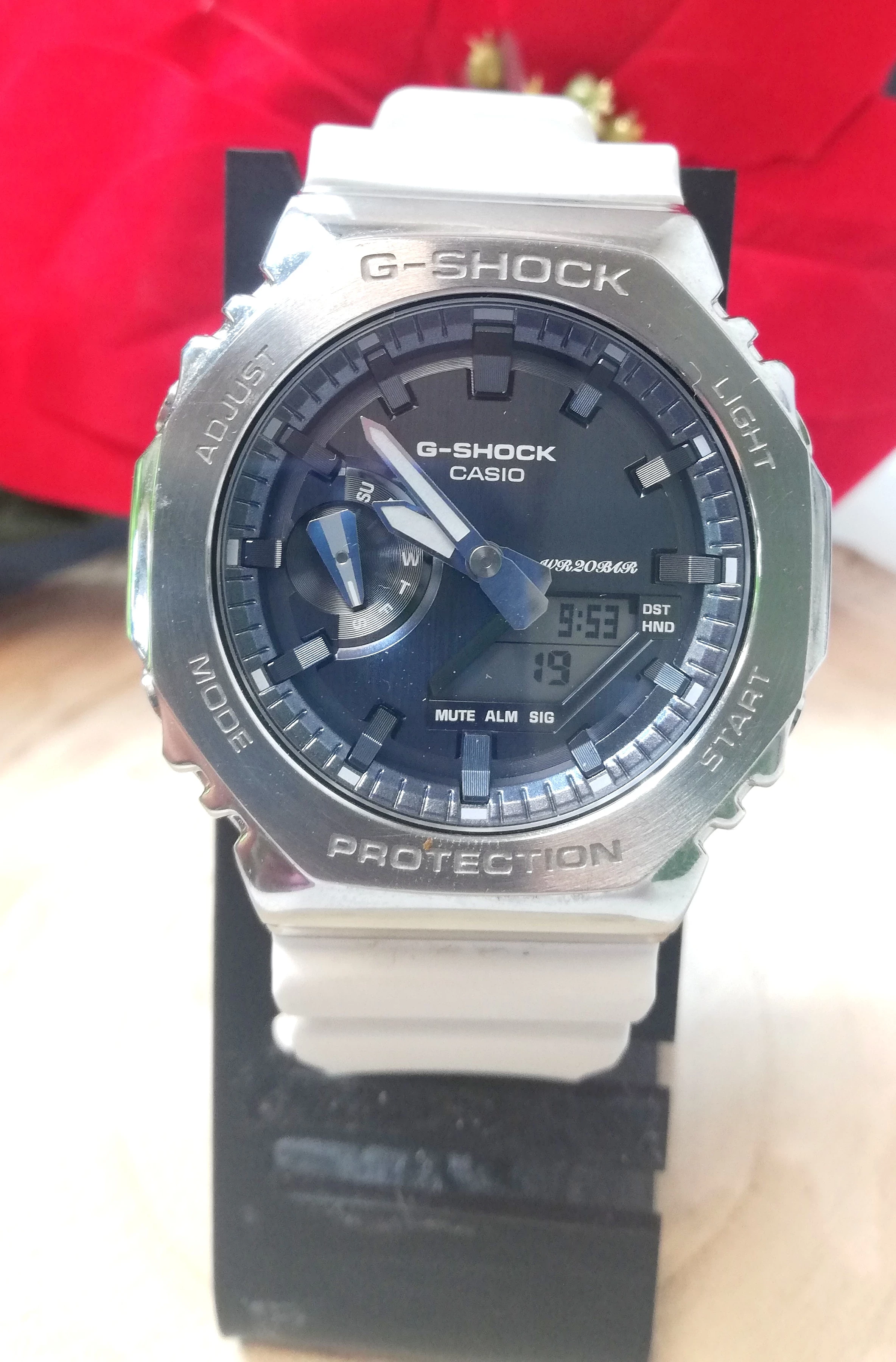 zegarek-casio-g-shock-gm-2100ws-7aer-20bar-funkcje-220-1