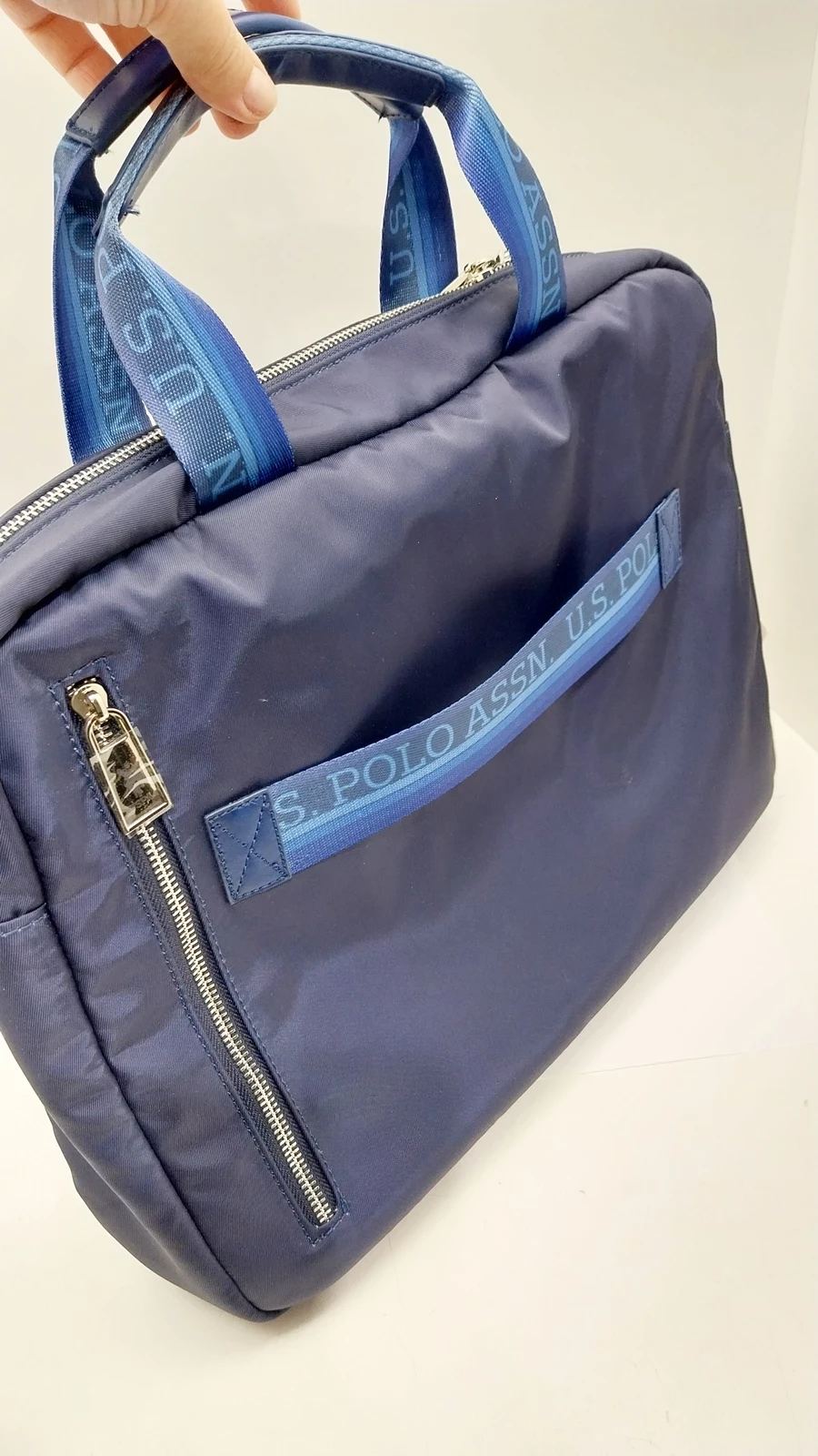 torba-na-laptop-uspolo-granatowa-kod-producenta-biucb5738mvp000