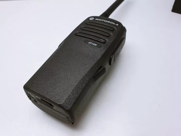 RADIOTELEFON MOTOROLA DP1400 ZESTAW