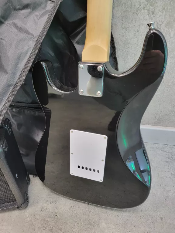 GITARA ELEKTRYCZNA NN EG SET + PIECYK GA-20