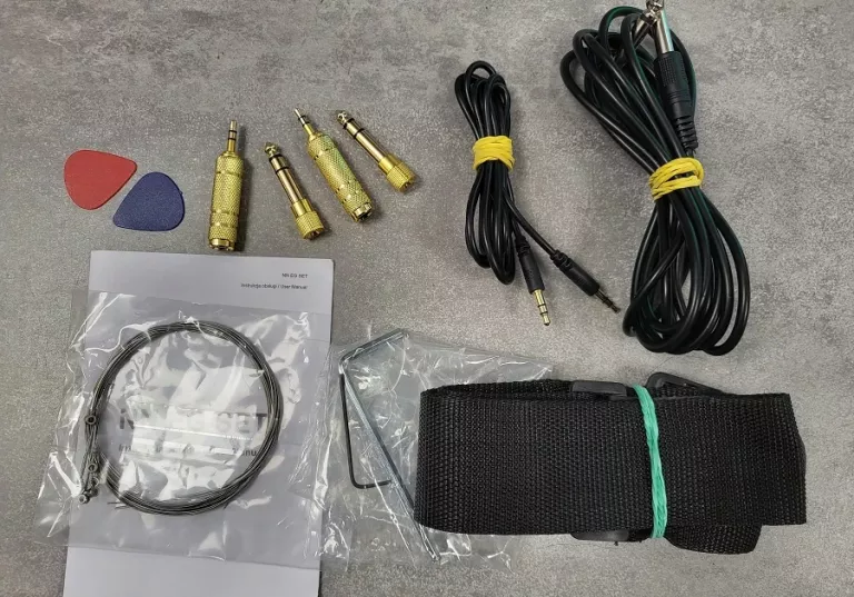 GITARA ELEKTRYCZNA NN EG SET + PIECYK GA-20