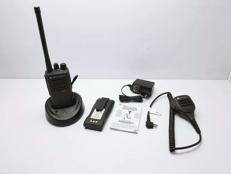 RADIOTELEFON MOTOROLA DP1400 ZESTAW