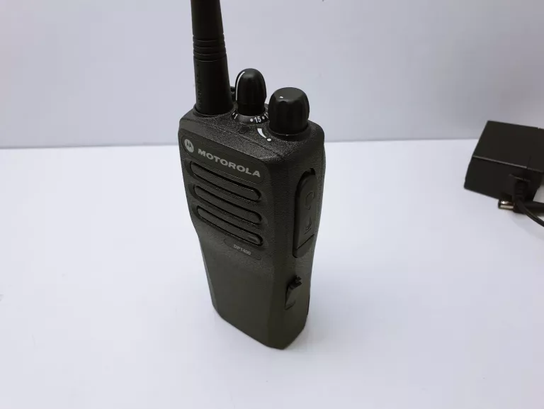 RADIOTELEFON MOTOROLA DP1400 ZESTAW