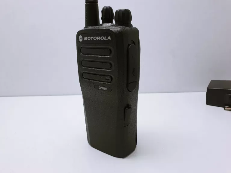 RADIOTELEFON MOTOROLA DP1400 ZESTAW