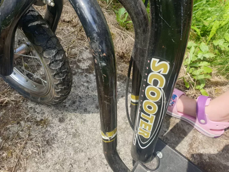 HULAJNOGA SCOOTER POMPOWANE KOŁA WH115A