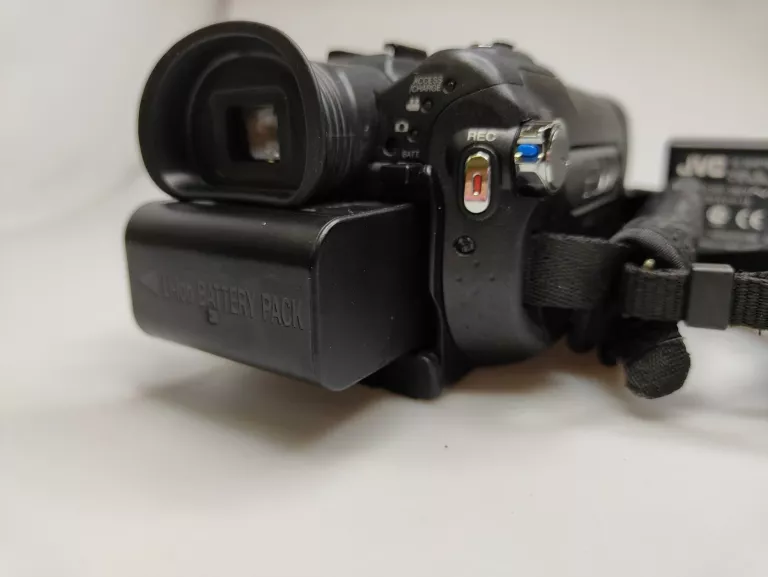 KAMERA CYFROWA JVC GZ-HD7E FULL HD+ ŁADOWARKA