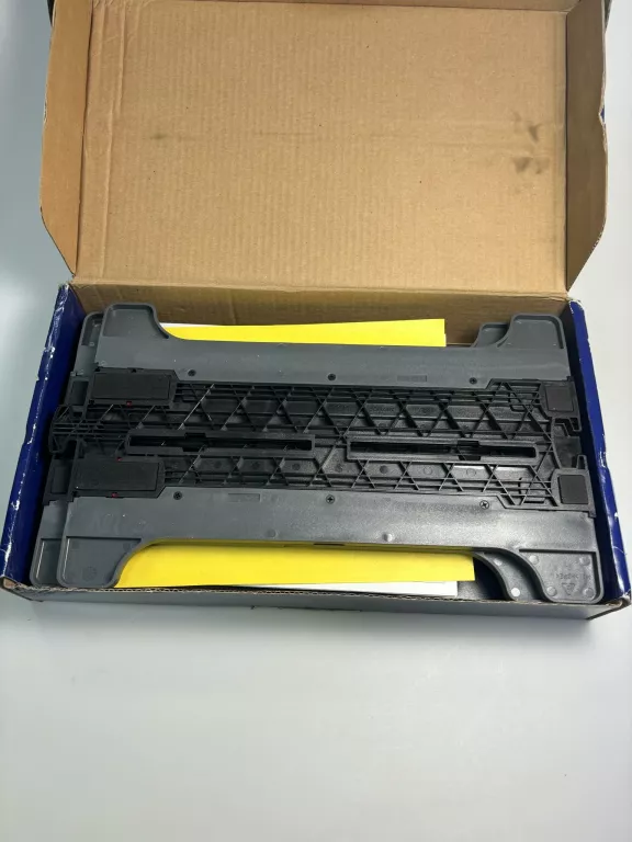 URZĄDZENIE DO USUWANIA FUG RUBI 66940 / SZYNA PROWADZĄCA SKIL 2610Z04064