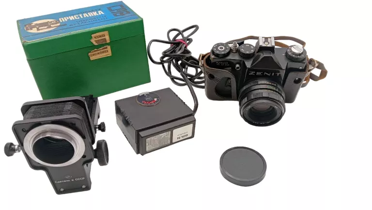 APARAT ZENIT TTL +LAMPA ELGAWA N 128+ ZAŁĄCZNIK VORSATZ PZF