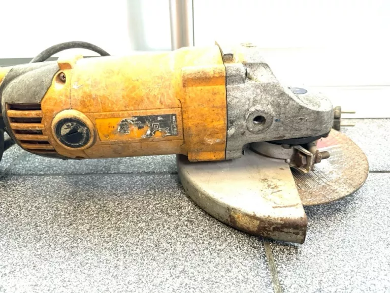 szlifierka-katowa-jcb-tarcza-115-mm-kod-producenta-57261