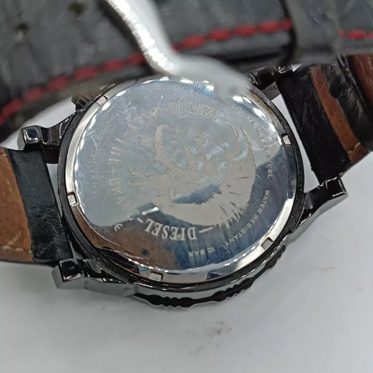 ZEGAREK DIESEL DZ4311