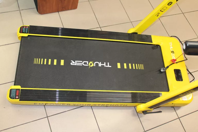 BIEŻNIA ELEKTRYCZNA DOMOWA RACE 130KG TRENINGOWA APLIKACJA SKŁADANA THUNDE