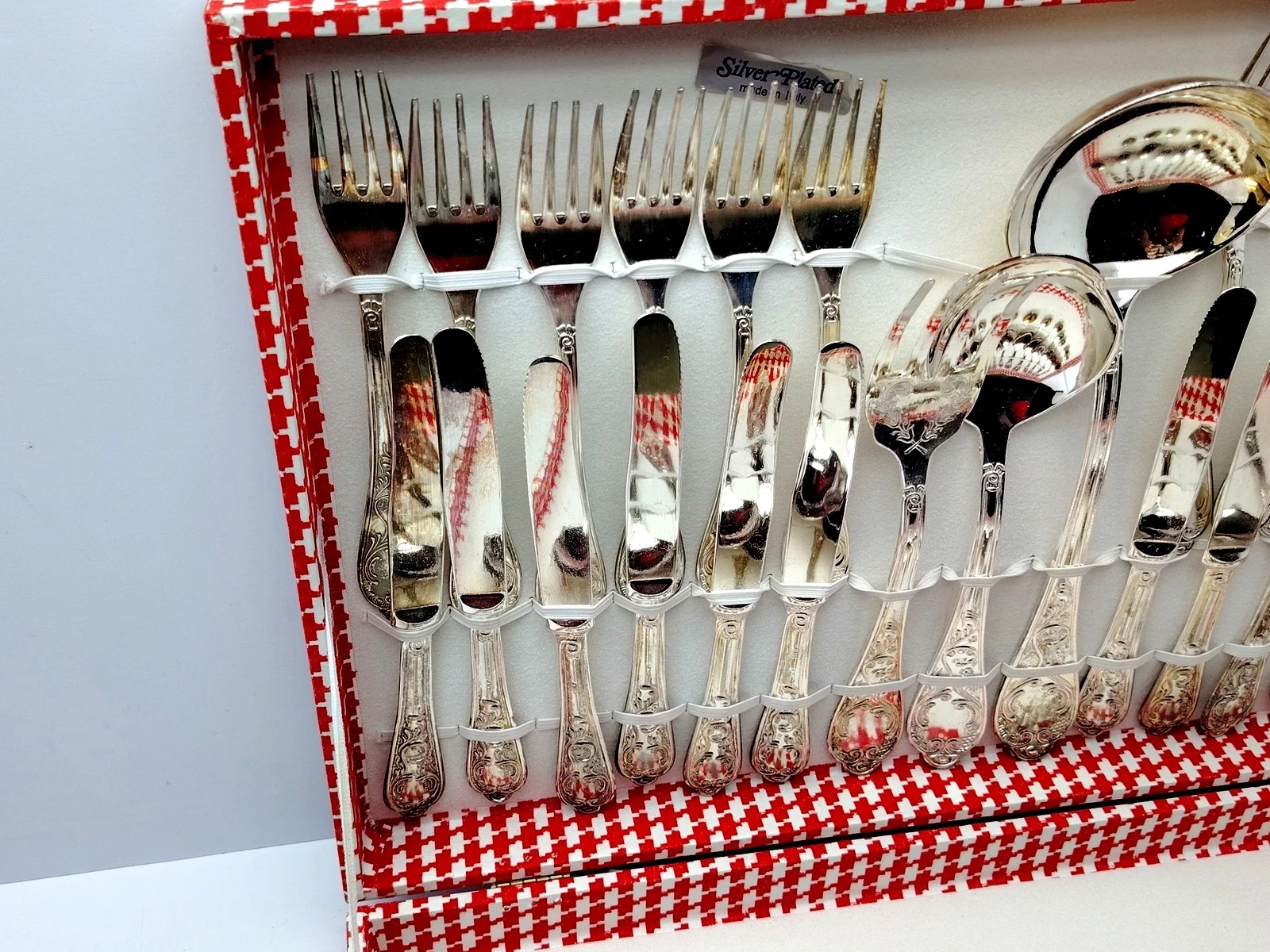 wloskie-sztucce-ozdobne-komplet-12-osob-posrebrzane-stan-uzywany