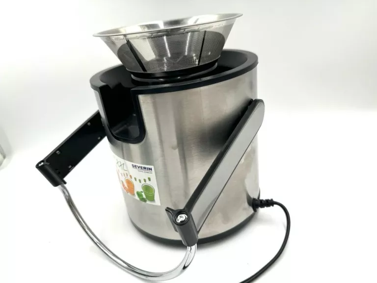 SOKOWIRÓWKA SEVERIN ES 3566 0,5L