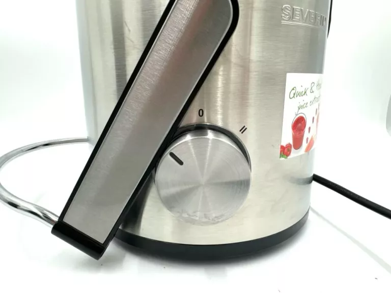 SOKOWIRÓWKA SEVERIN ES 3566 0,5L