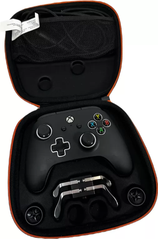 powera-xbox-one-pad-przewodowy-fusion-pro-czarny-pochodzenie-210658-243450