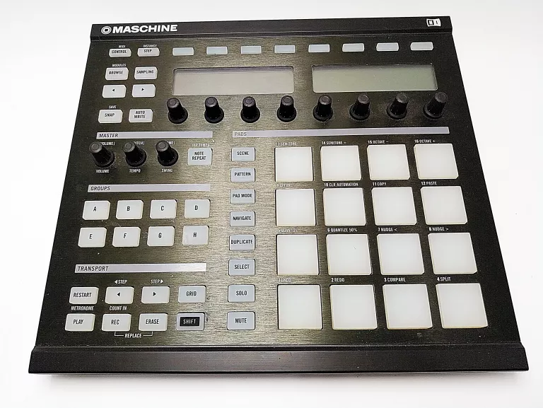 SAMPLER NATIVE INSTRUMENTS MASCHINE