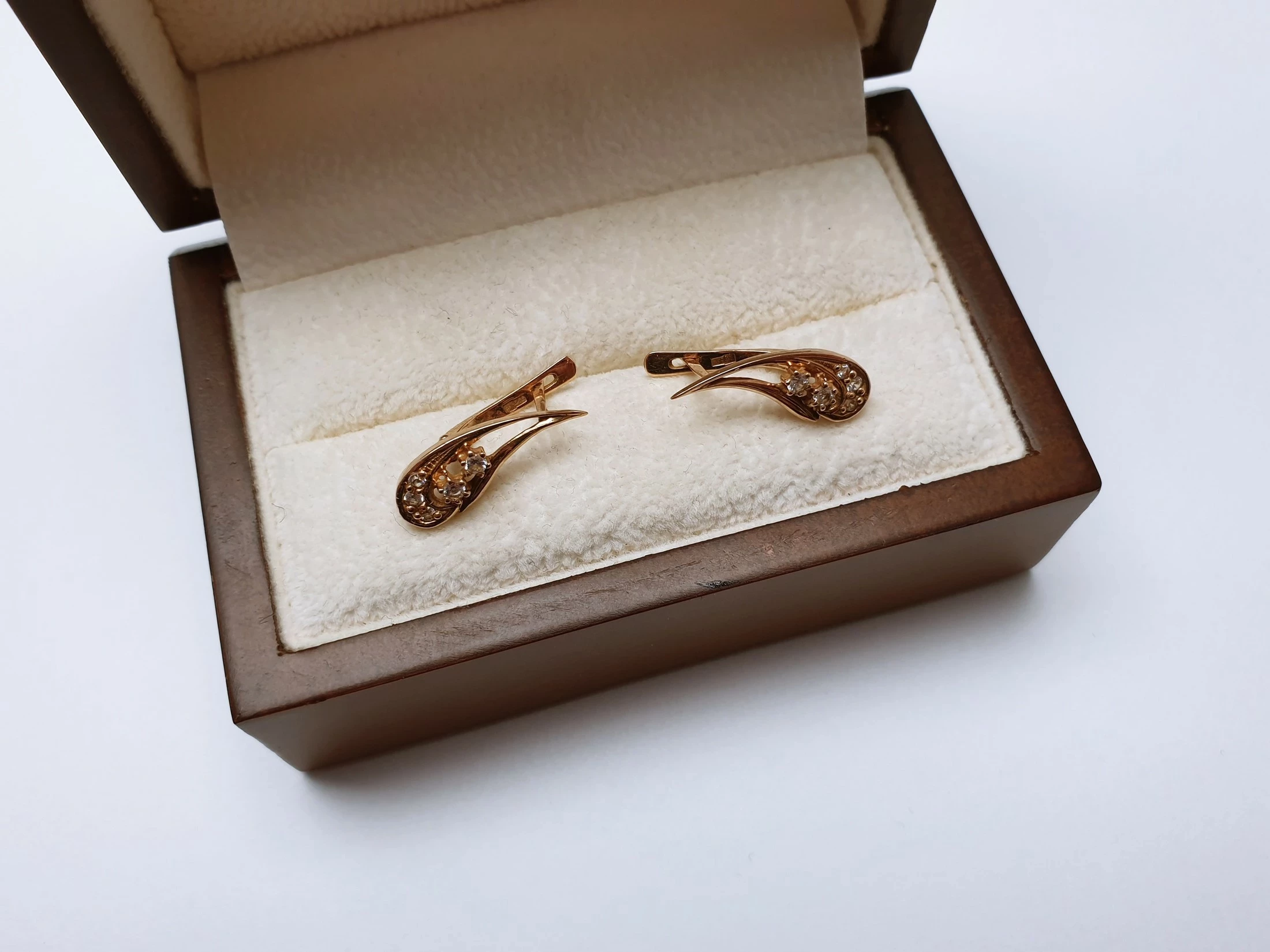 piekne-zlote-kolczyki-pr585-w263g-stan-11323-2