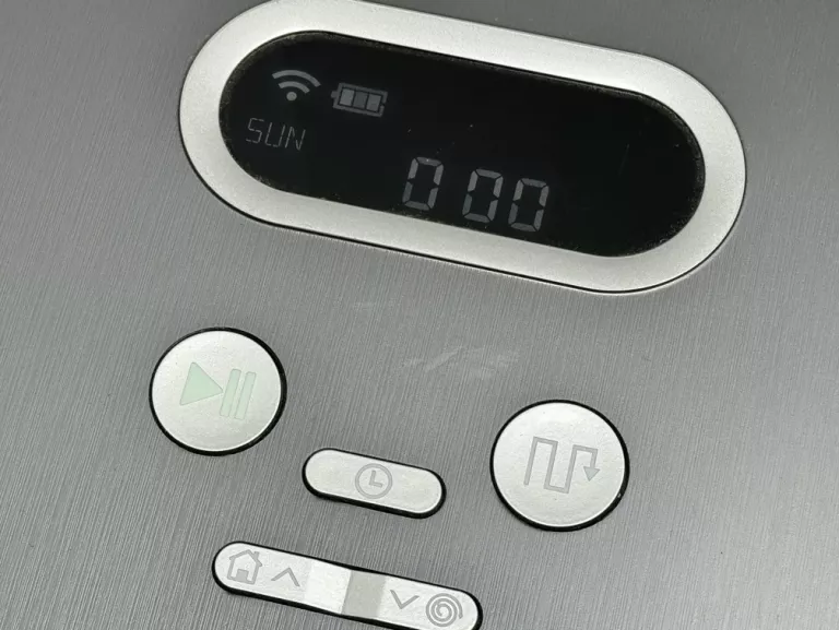 ROBOT SPRZĄTAJĄCY AMIBOT ANIMAL PREMIUM H2O CONNECT (OPIS)