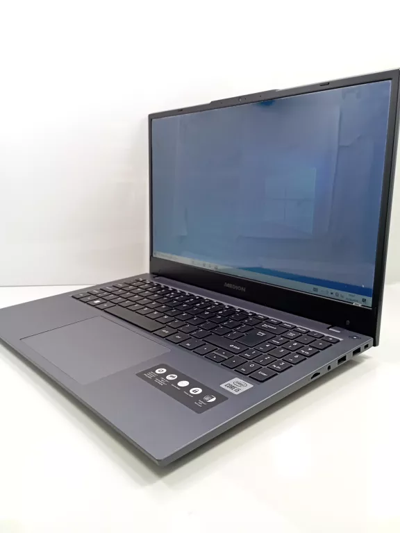 LAPTOP MEDION E15415 (I5-10210U/8 GB/256SSD/UHD)