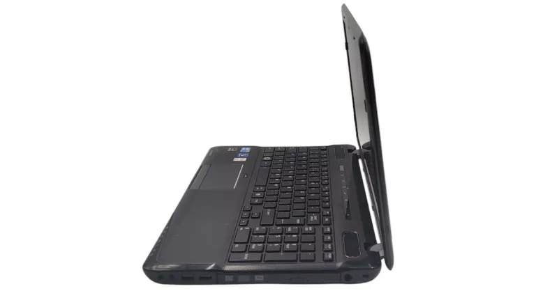 LAPTOP TOSHIBA SATELLITE A660 ICORE 3  8/512GB SSD