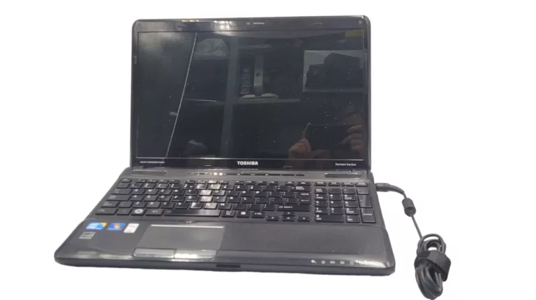 LAPTOP TOSHIBA SATELLITE A660 ICORE 3  8/512GB SSD