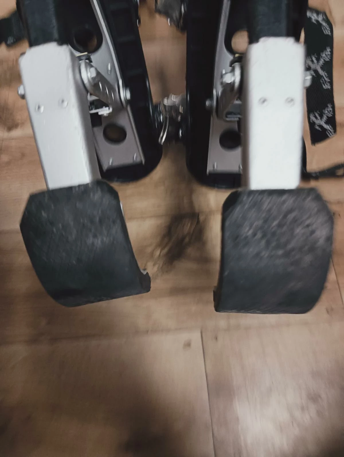 szczudla-do-skakania-jumping-rodzaj-230993-356397