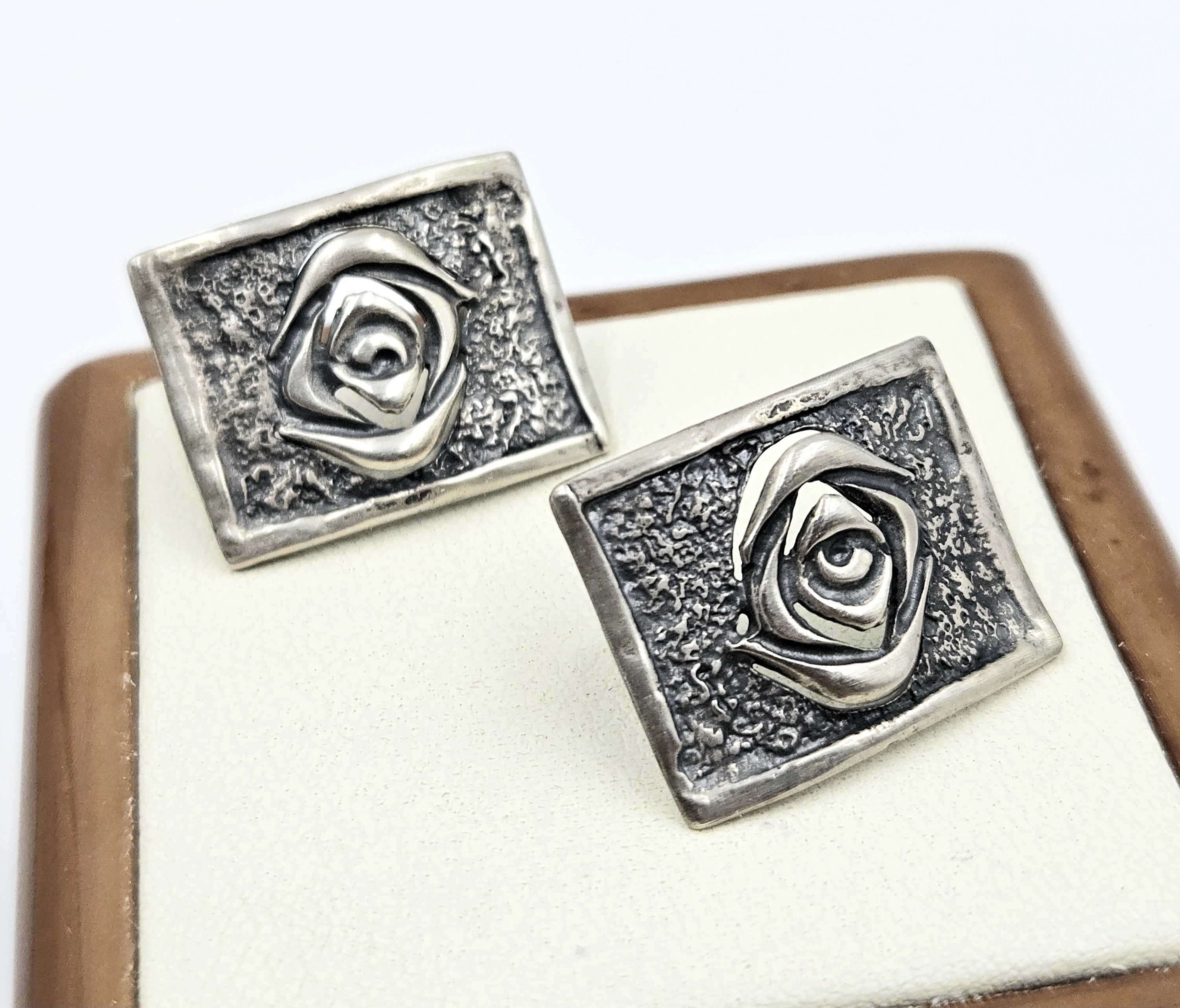 srebrne-stare-kolczyki-w-641-gr-pr-925-stan-uzywany