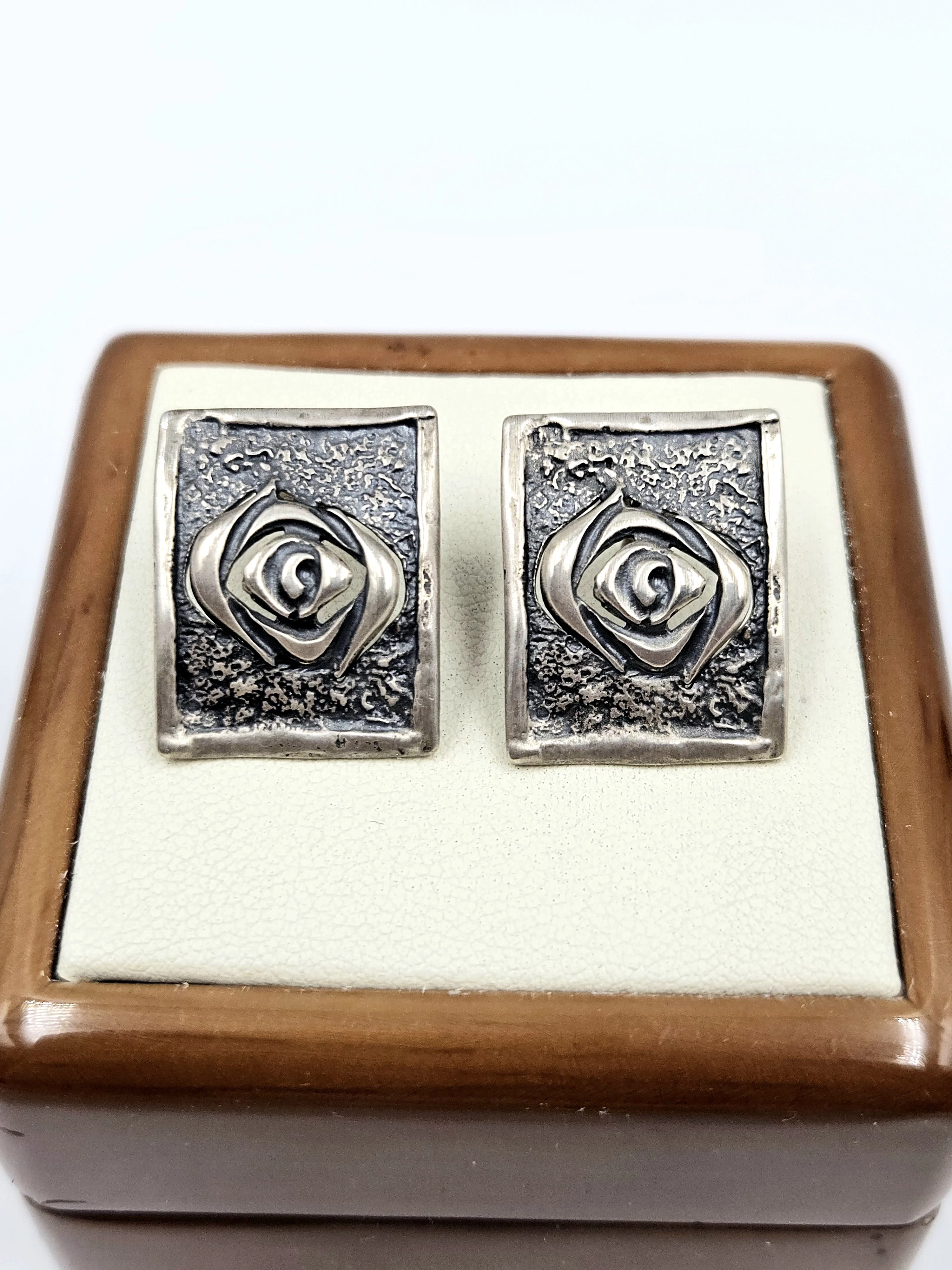 srebrne-stare-kolczyki-w-641-gr-pr-925-radosna-38-wroclaw