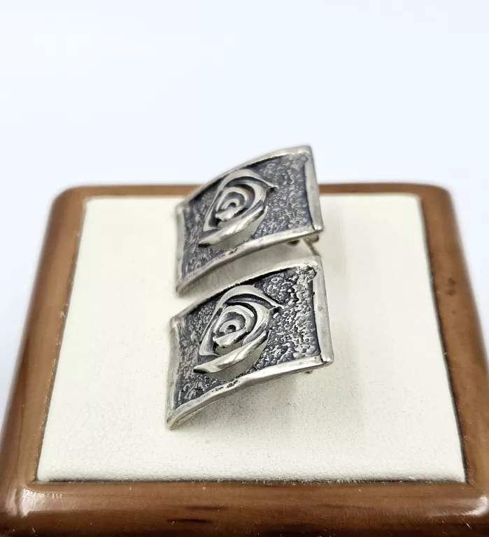 srebrne-stare-kolczyki-w-641-gr-pr-925-marka-inna-marka