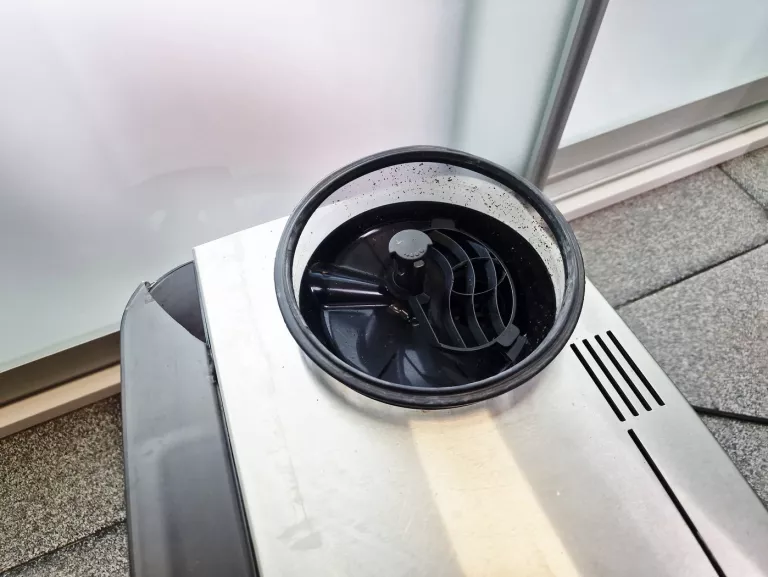 EKSPRES CIŚNIENIOWY SIEMENS EQ.6 PLUS S700 1500 W CZARNY OPIS
