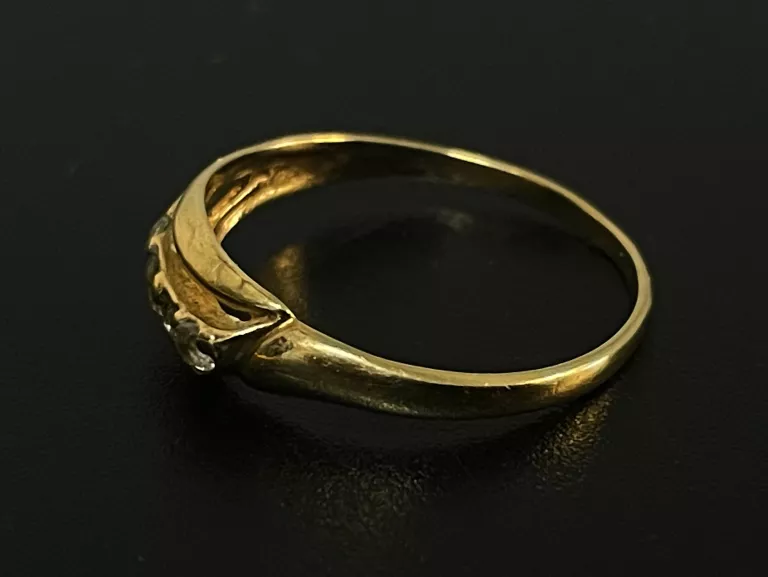 delikatny-zloty-pierscionek-z-cyrkoniami-pr-585-w-118-g-stan-11323-2