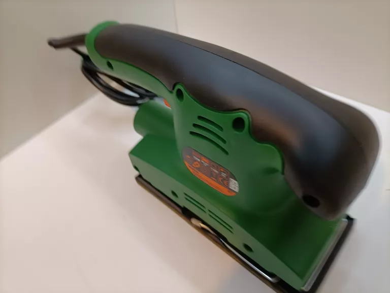 SZLIFIERKA OSCYLACYJNA TECFORM 56G045 / 150W