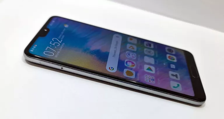 TELEFON HUAWEI P20 ETUI