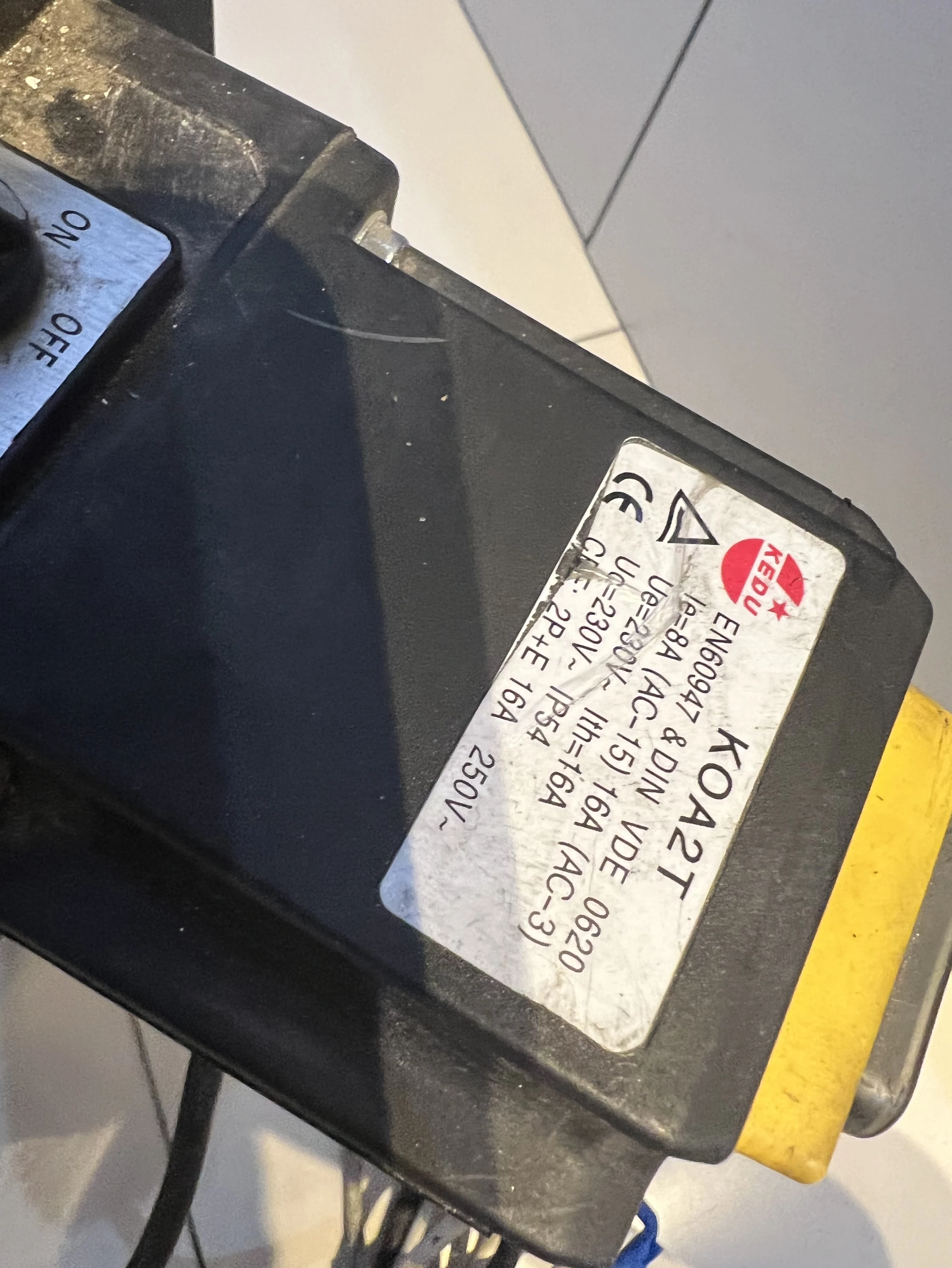 maszyna-do-obrobki-kabli-auomatyczna-machtek-stan-uzywany