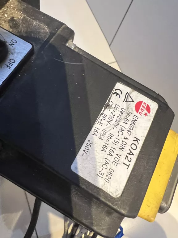 MASZYNA DO OBRÓBKI KABLI AUOMATYCZNA MACHTEK