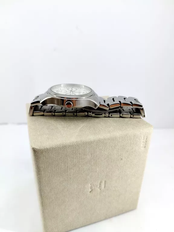 zegarek-esprit-805-all-ksztalt-koperty-okragla