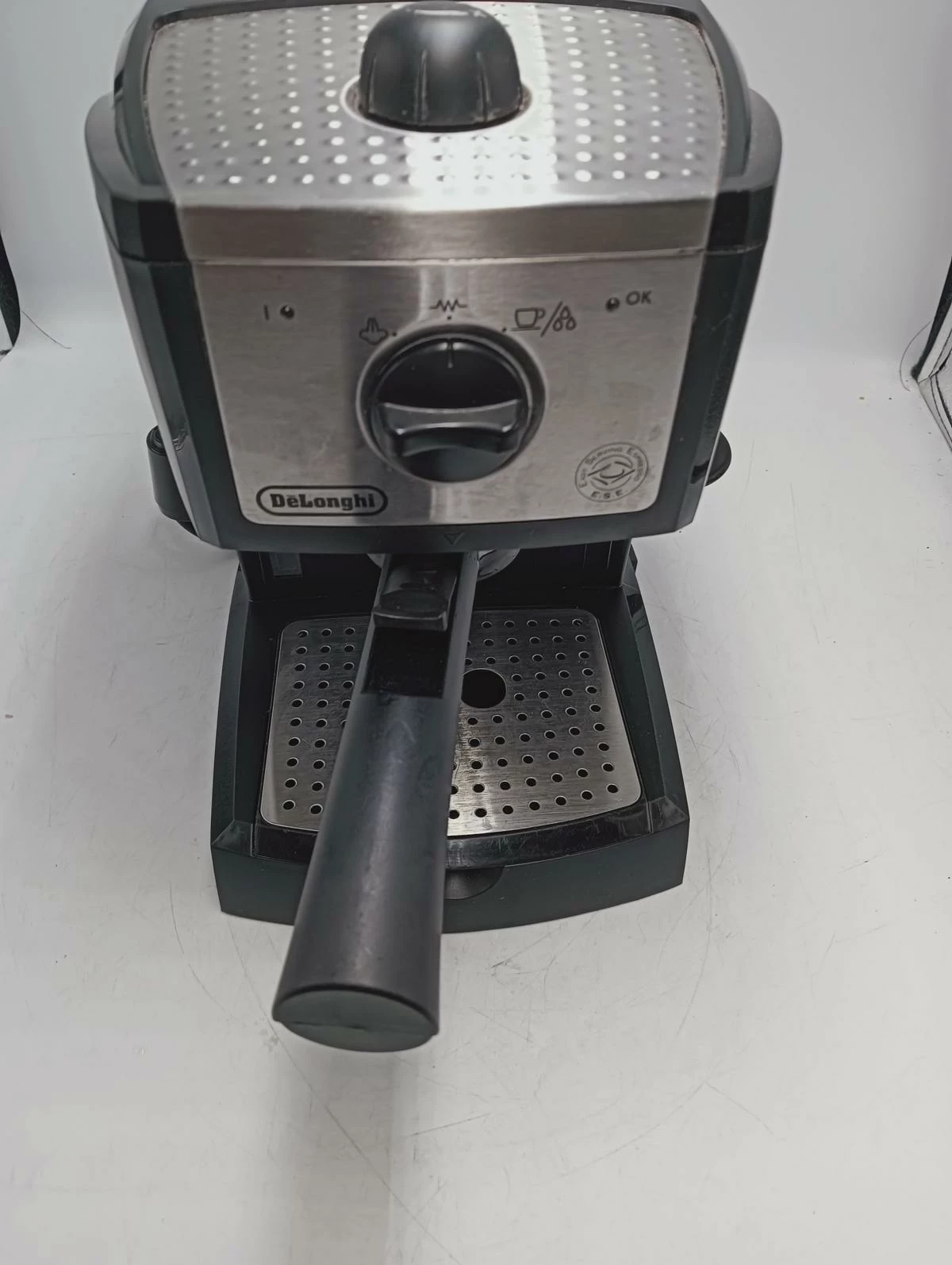 ekspress-do-kawy-delonghi-ec-156b-marka-delonghi