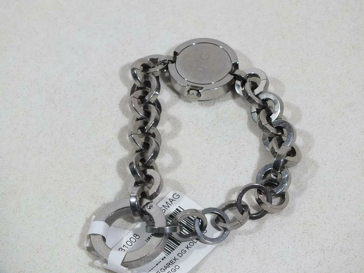 zegarek-dg-koloru-srebrnego-mechanizm-kwarcowy