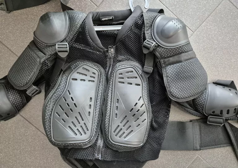 BUZER ZBROJA Z OCHRANIACZAMI ADRENALINE BURGLAR XL