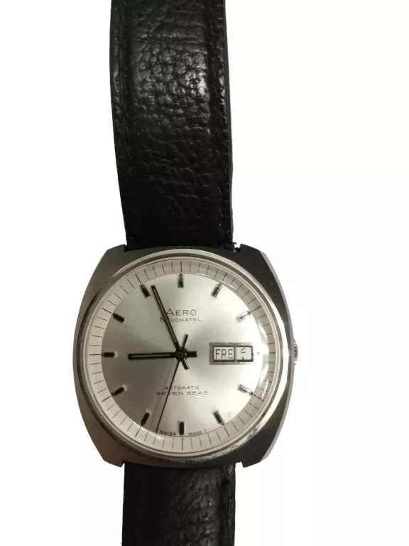 ZEGAREK AERO NEUCHATEL AUTOMATIC