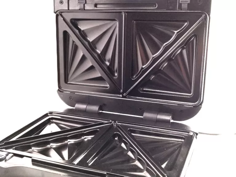 OPIEKACZ GÖTZE & JENSEN SM531X SREBRNY/SZARY 750 W