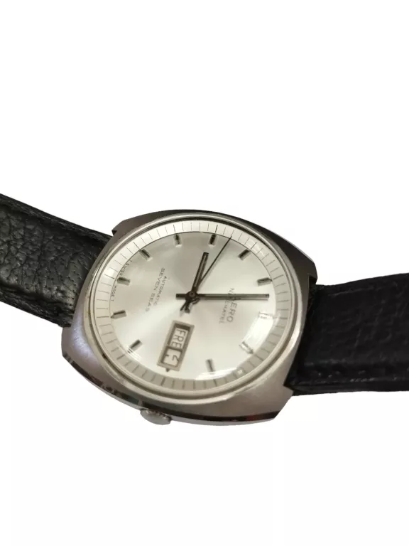 ZEGAREK AERO NEUCHATEL AUTOMATIC
