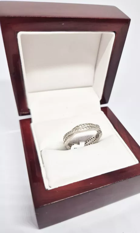 srebrny-pierscionek-341-g-925-stan-11323-2