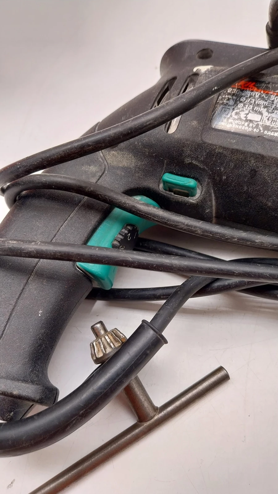 wiertarka-skil-650w-typ-uchwytu-129629-1