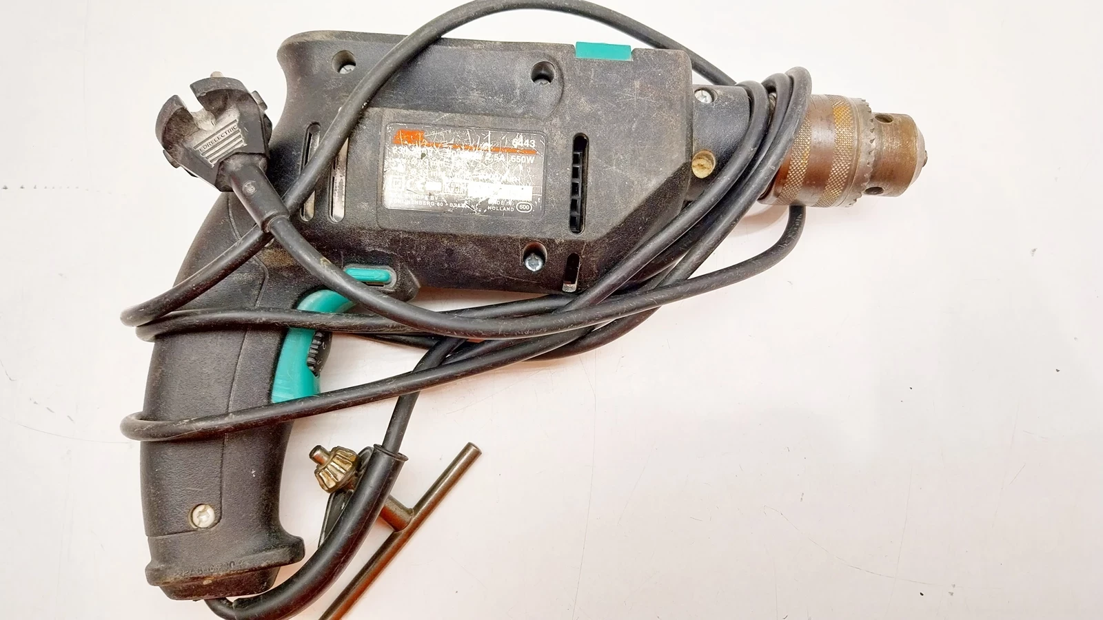 wiertarka-skil-650w-typ-249188-1120137