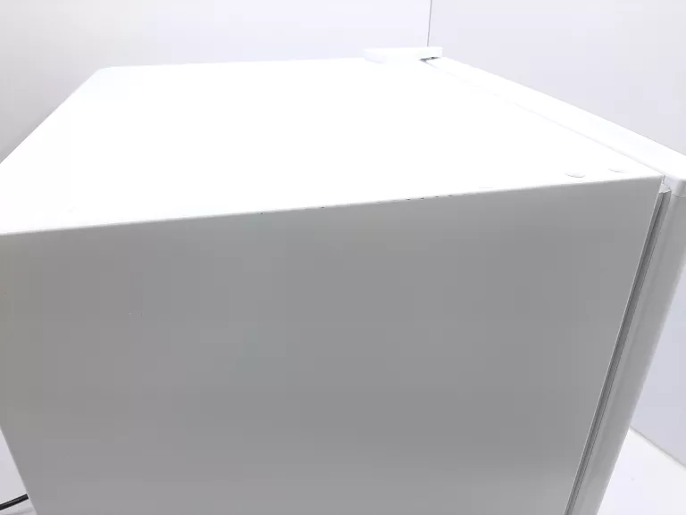 MAŁA LODÓWKA COMFEE RCD50WH2 43L DO POKOJU