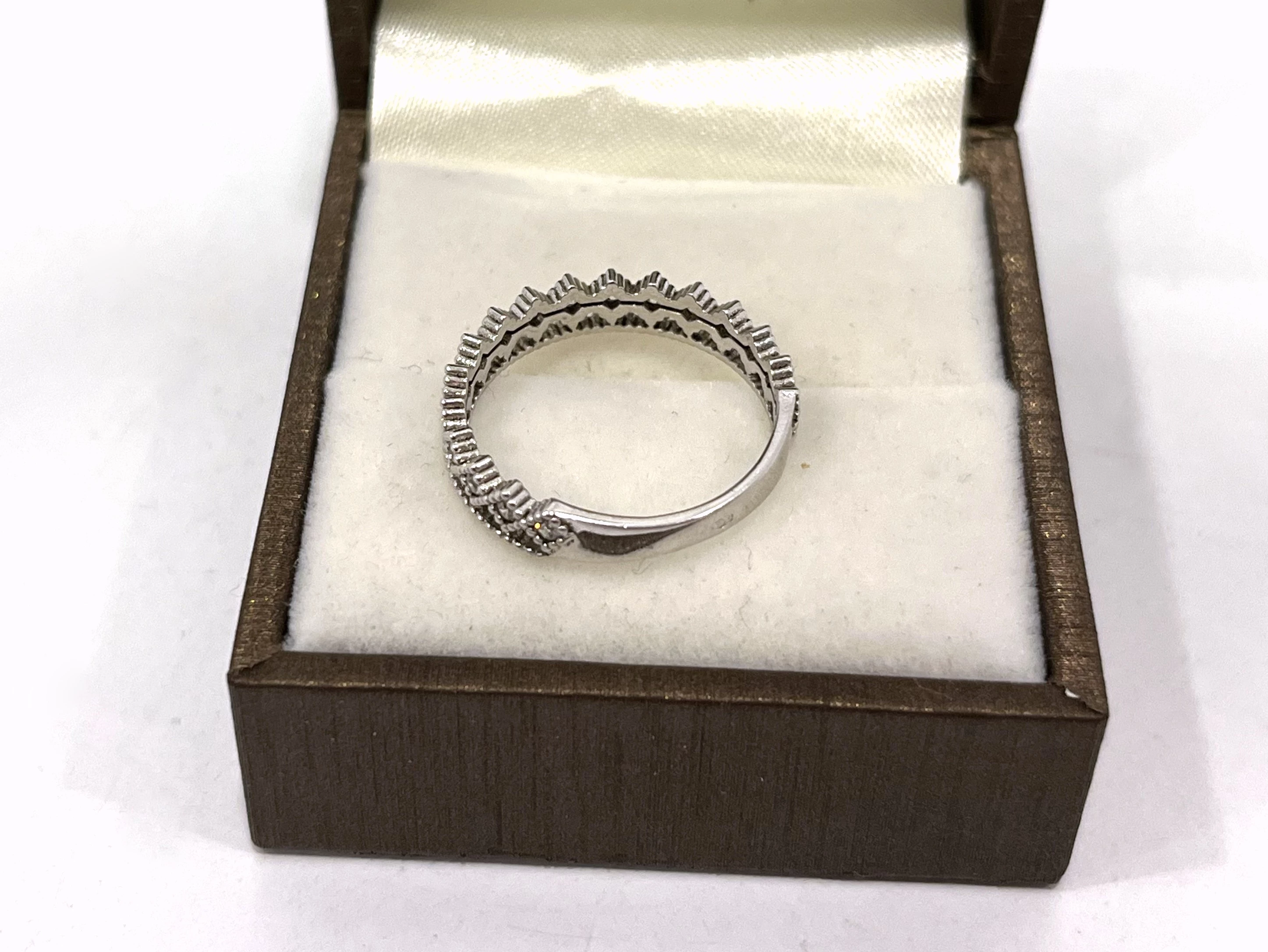 sliczny-pierscionek-biale-zloto-205g-p585-r15-marka-248811-958954