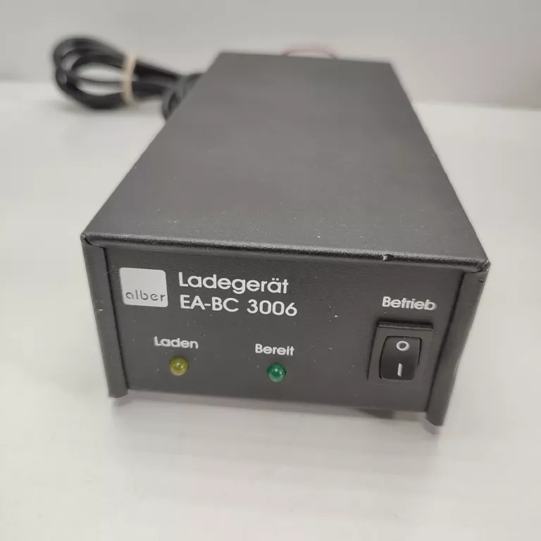 ULRICH ALBER ŁADOWARKA DO SKUTERÓW LADEGERAT EA-BC 3006
