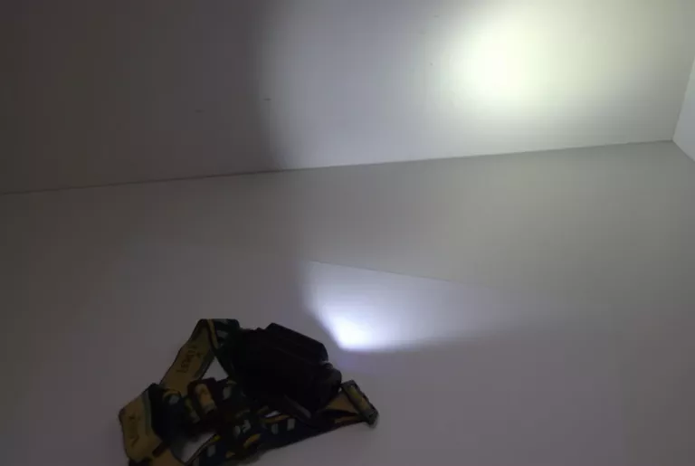 latarka-czolowa-fenix-hl60r-marka-fenix