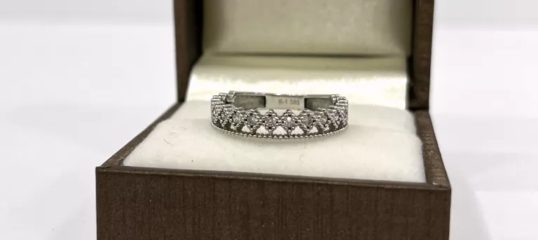 sliczny-pierscionek-biale-zloto-205g-p585-r15-kolor-dominujacy-205826-225106